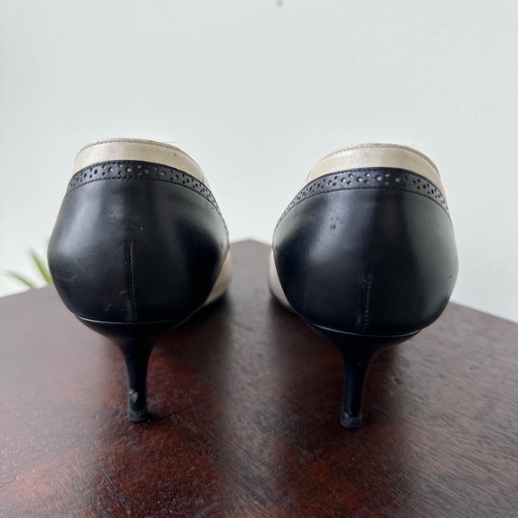 Salvatore Ferragamo - Two toned brogue pumps - Picture 5 of 6